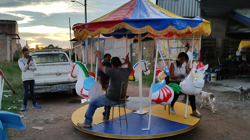 CARRUSEL-CALESITA-TIO VIVO PARA DISCAPASITADOS